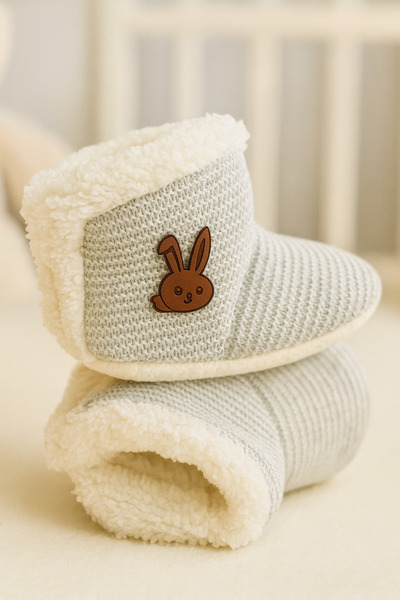 eradkids Premium Knitted Plush Baby Furry Anti-Slip Sole Booties 0-9 Months Slippers / Home Boots
