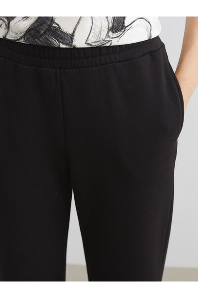 LC Waikiki Μαύρο ελαστικό στη μέση γυναικείο χοντρό παντελόνι jogger