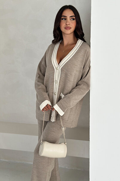 lovebox Knitwear Double Set - V-Neck Metal Button Detailed Cardigan and Trouser Set Stylish Design 002
