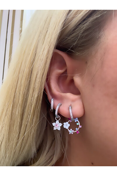 Hicrans Takı RENKLİ ÇIKARTILABİLİR ÇİÇEK MODEL TAŞLI HALKA ÜÇLÜ SET ÇELİK KÜPE