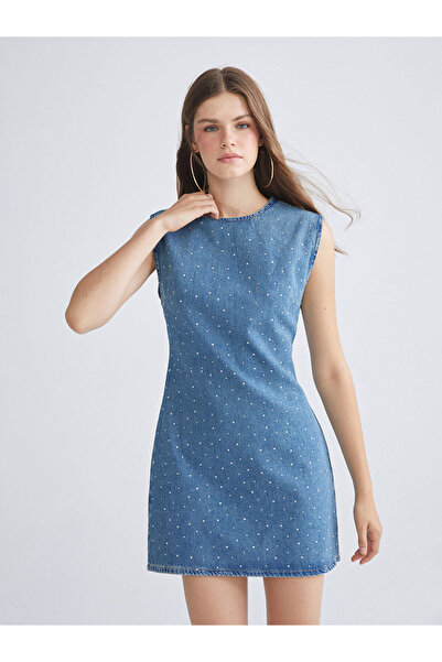 LC Waikiki Mini rochie din denim cu decolteu crew și strasuri strălucitoare