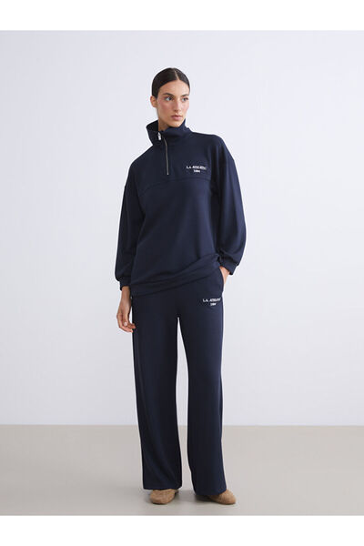 LC Waikiki Shining Store'dan Işıltılı Seçimler | Beli Lastikli Nakışlı Kadın Eşofman Altı