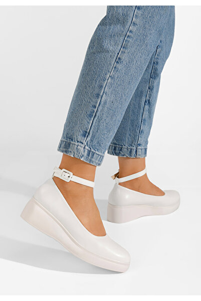 B T Shoes Bílé dámské polobotky na platformě Evelyne