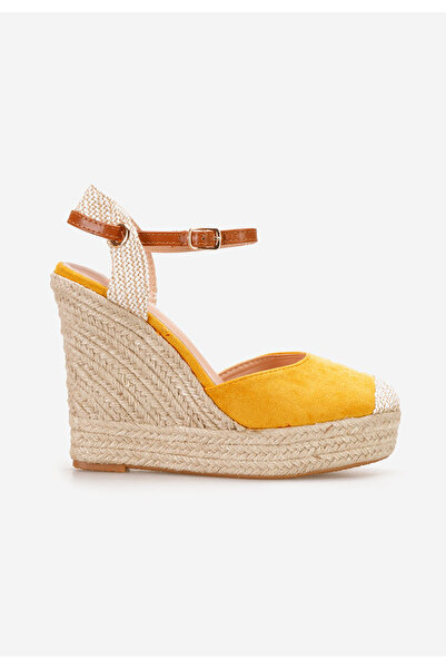 B T Shoes Žlutá sandály na klínku Benisa V1