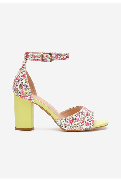 B T Shoes Žlutá sandály na podpatku Moreira