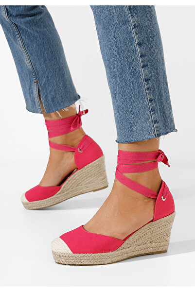 B T Shoes Fuchsiové sandály na klínku Vilena