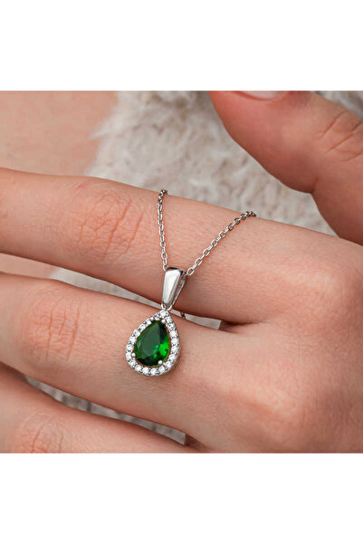 BlackCraft Silver Drop Emerald Gemstone Women's Necklace (Bc-7E4297)