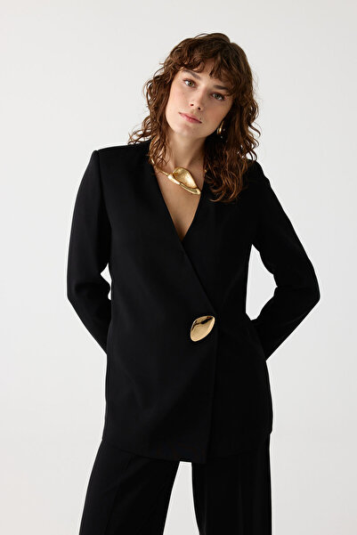 Dizayn Ella Gold aksesuarlı kruvaze kapama ceket takım EL-2704