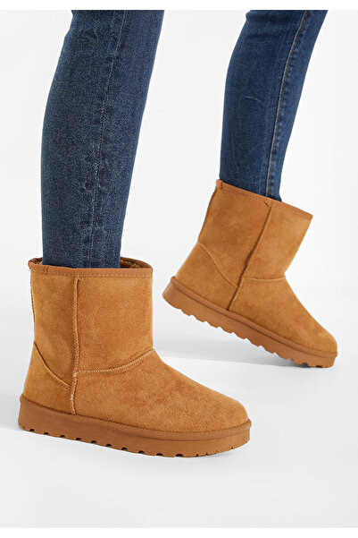 B T Shoes Women's camel fur boots Celesa