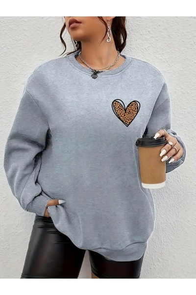 FUFLUNS Leopard Heart Printed Oversized Unisex Women/Men Crew Neck Sweatshirt