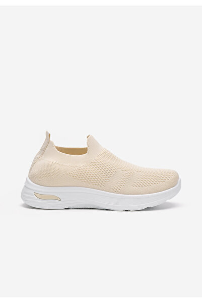 B T Shoes Béžové slip on tenisky Dissora