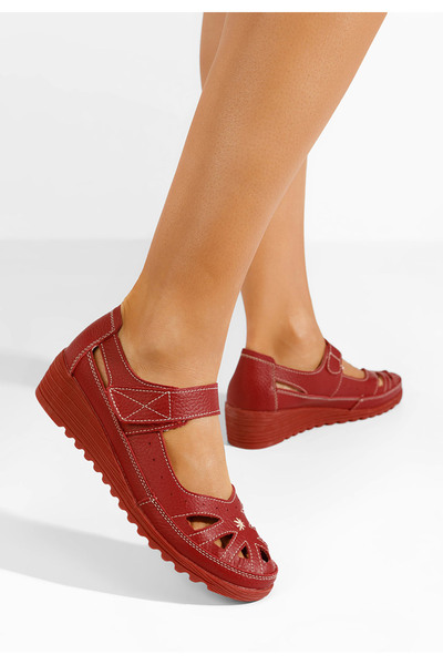 B T Shoes Červené kožené balerínky Cassina