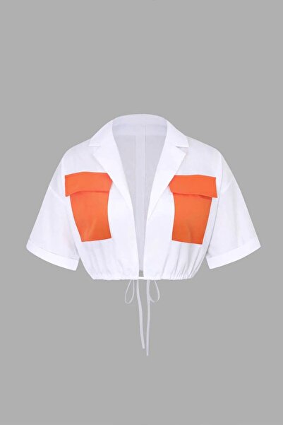 shop Cămașa cu șireturi pentru fete poate fi purtată în toate anotimpurile