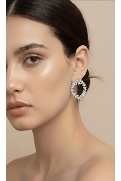 in steilla أقراط من الفولاذ البيضاوي على شكل أوراق اللبلاب