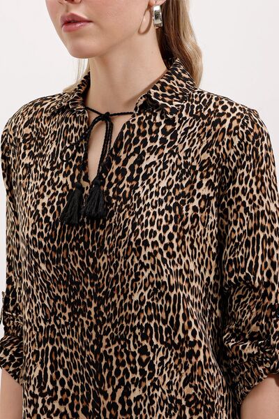 Hiccup BDART Дълга блуза с колан и шарки от креп