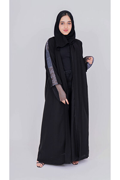 outline Black abaya embroidered with Arabic letters