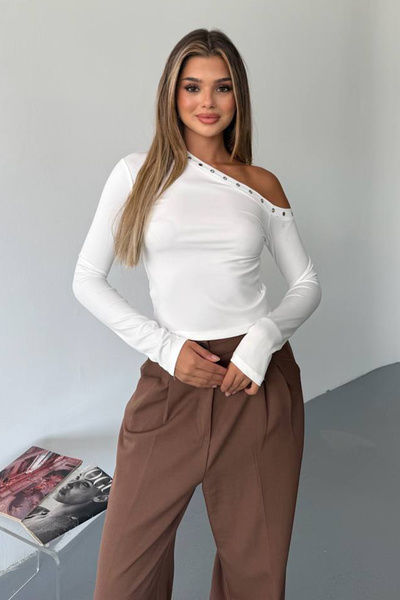 GİYSA Women's Asymmetrical Collar One Shoulder Detailed Long Sleeve Blouse White - 26K 2542