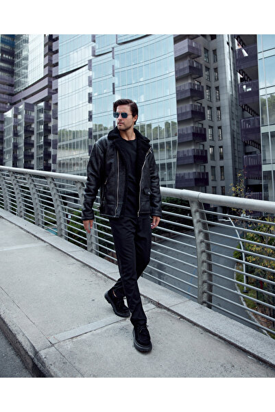 Renvo butik Trendy Black Stylish Men's Jacket with Fur Inside and Cross Zipper