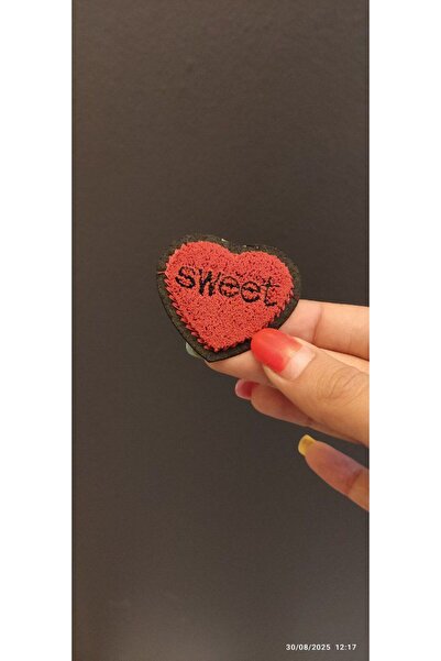 Gönülden Tasarım PUNȚĂ ADESIVĂ FĂCĂTĂ CU FERĂ DE STIRAT, ȚESUTĂ, CU SCRIBUTĂ,...