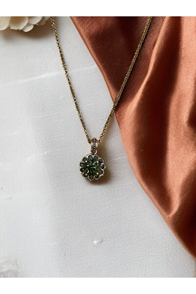 FAYRA ACCESSORIES Kristal Taşlı Papatya Figürlü Kolye