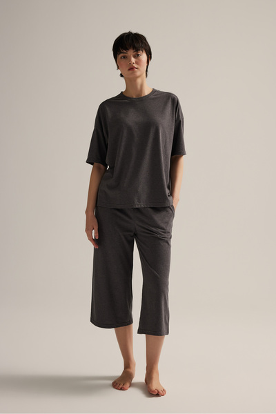 Hays Kadın Pamuklu Kısa Kollu Kapri Pijama Takımı