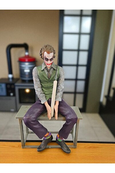 lstri Oturan Kılıçlı Joker Figürü Dekoratif Aksesuar Araba, Masa, Oda, Ofis Için Hediyelik Süs Oyuncak