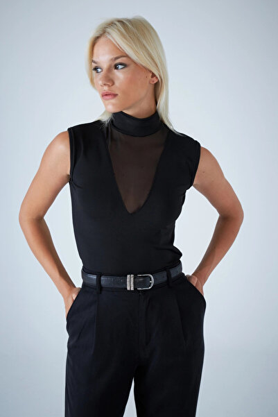 Cool & Sexy Dámská černá halenka s polovičním rybářským tylem EY3135