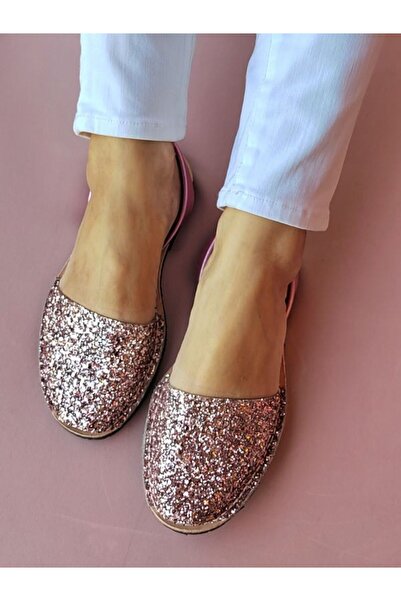 Shoeq أفاركا الكلاسيكية