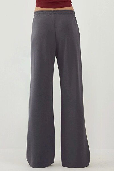 Hiccup Φούτερ με φαρδύ πόδι Modal Touch