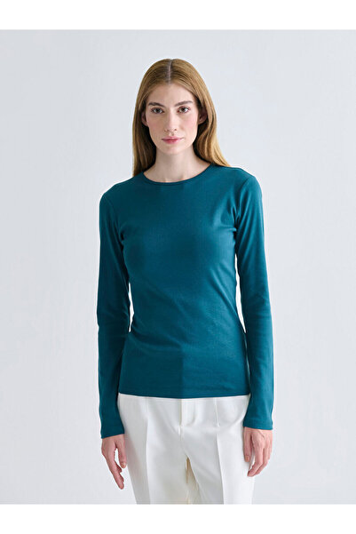 LC Waikiki Timeless Recommendations from Timeless Store | Crew Neck Women's T-Shirt