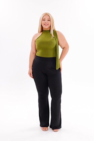 Siyezen Plus Size Flared Crepe Fabric Trousers