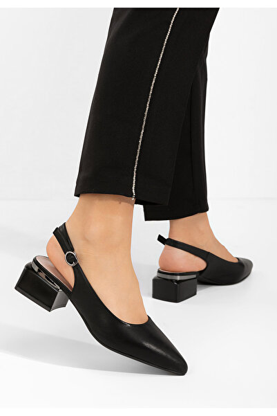 B T Shoes Черни обувки Glayda с каишка презрамка