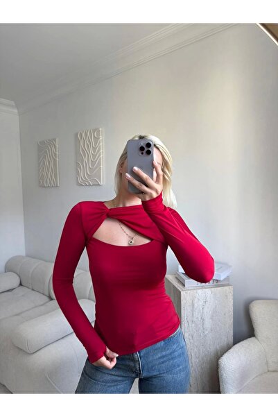 Zora Butik Göğüs Pencere Kruvaze Bluz - KIRMIZI