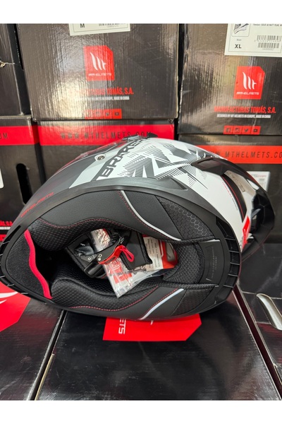 MT Helmets Braker Sv charm A1 kask(şeffaf vizörlü biçimde) gönderilecektir