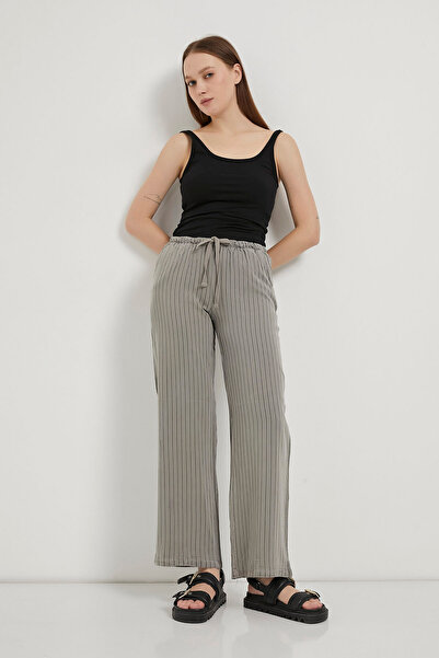 Arma Life Women's Elastic Waist Striped Wide Leg Gray Trousers