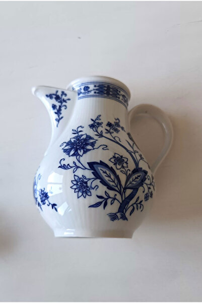 Bavaria Seltmann Weiden Friederike Tea/Coffee Pot with Onion Pattern 1 Liter