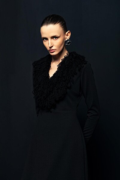 KAMEYA PÜSKÜL DETAYLI UZUN ELBİSE 26W40805