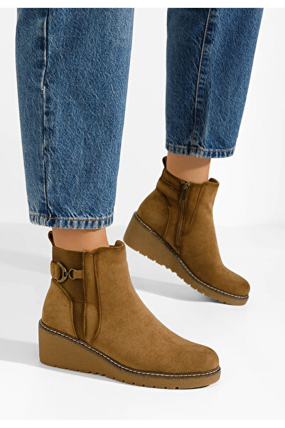 B T Shoes Khaki kotnikove boty na klínku Aderva