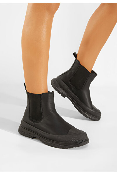 B T Shoes Černé dámské kotníkové boty Malgosia