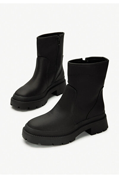 B T Shoes Černé dámské kotníkové boty Zarbera