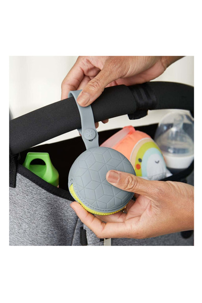 Skip Hop SkipHop - Grey Silicone Pacifier Holder