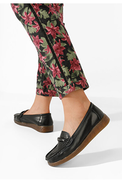 B T Shoes Čierne kožené mokasíny Telisa