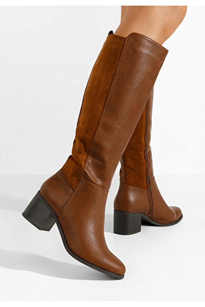 B T Shoes Camelové kozačky na podpatku Vestia