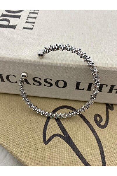 Hedef Bijuteri سوار بتصميم نموذجي مسنن باللون الفضي