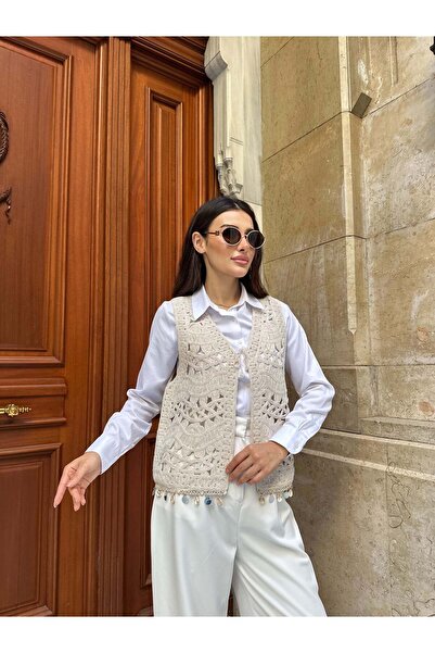 Hatun Atila Seashell and Sequin Stripe Detailed Sweater Vest 5242 - Beige