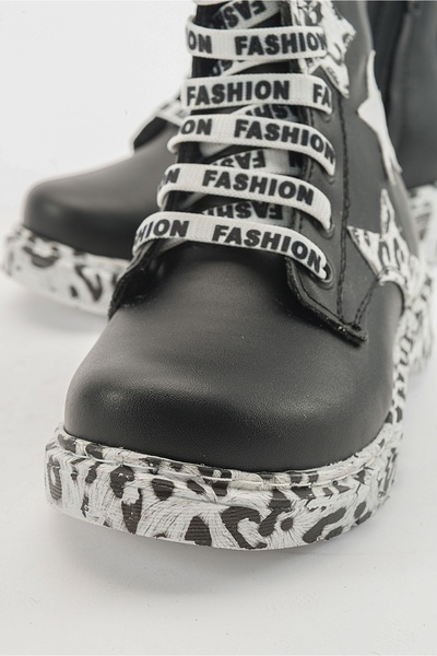 mnpc Kız Çocuk Siyah Suni Deri Suya Dayanıklı Anatomik Günlük Postal