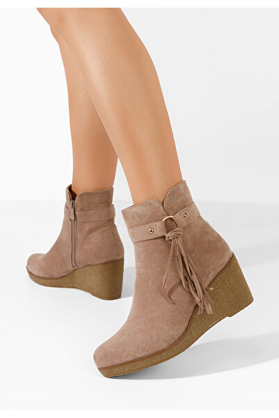 B T Shoes Khaki kotníkové boty na klínku Allura