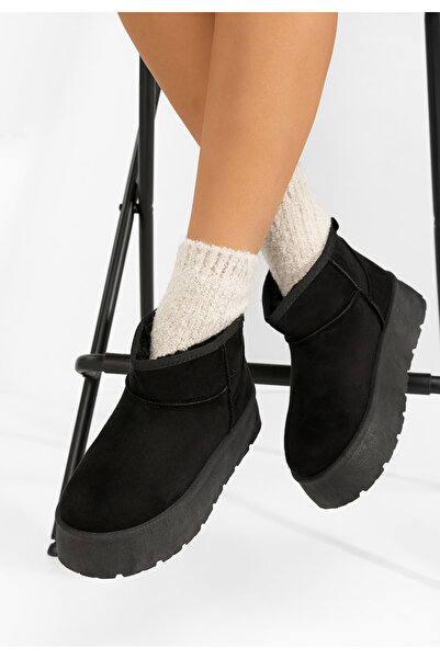 B T Shoes Černé kozačky na platformě Savieda V7