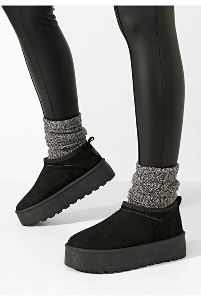 B T Shoes Černé dámské válenky Lorenna