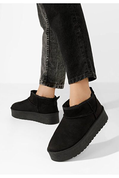 B T Shoes Černé kozačky na platformě Savieda V6